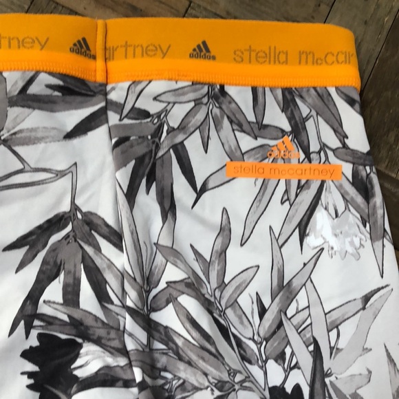 Adidas by Stella McCartney Yoga Clima Bamboo Leggings. Size XS - Picture 8 of 10
